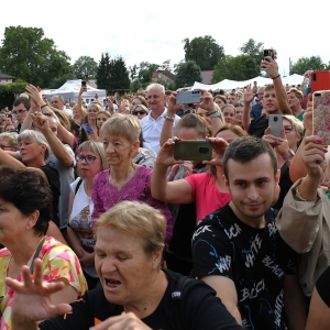 dozynki-legpol-fot-ewajak308.JPG