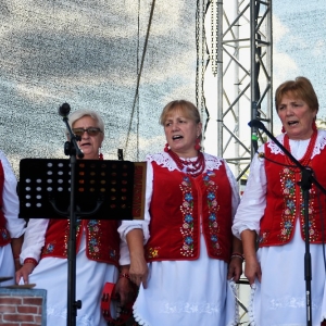 dozynki-mecinka-fot-ewajak300.JPG