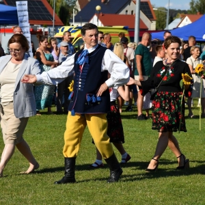 dozynki-mecinka-fot-ewajak370.JPG