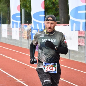 bieg_legnica_polmaraton_10_km_fot_dawid_soltys111.JPG