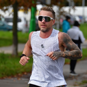 legnicki-polmaraton-cz2-fot-zjak190.JPG