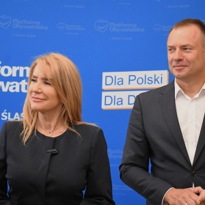 biuro-poselskie-fot-zjak29.JPG