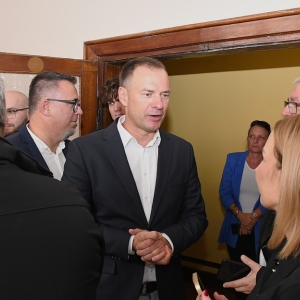 biuro-poselskie-fot-zjak70.JPG