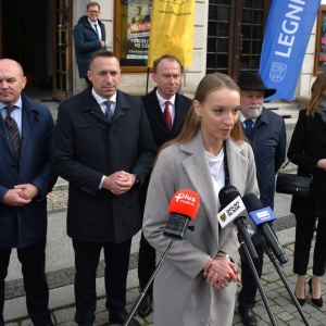 konferencja-fot-ewajak002.JPG