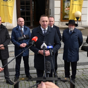 konferencja-fot-ewajak005.JPG