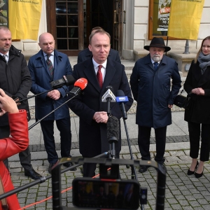 konferencja-fot-ewajak012.JPG