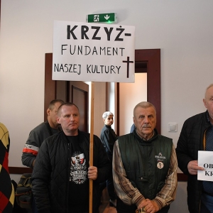 awantura-o-krzyze-fot-ewajak037.JPG