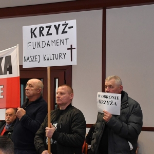 awantura-o-krzyze-fot-ewajak081.JPG