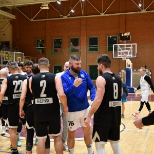 basket_legnica_wilki_zary_fot_dawid_soltys76.JPG