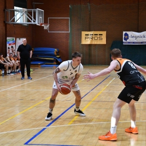 basket_legnica_mkk_gniezno_fot_dawid_soltys032.JPG