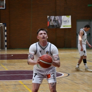basket_legnica_mkk_gniezno_fot_dawid_soltys034.JPG