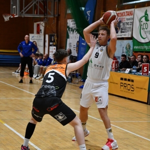 basket_legnica_mkk_gniezno_fot_dawid_soltys075.JPG