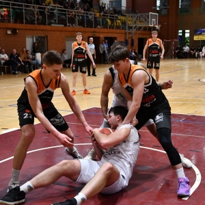 basket_legnica_mkk_gniezno_fot_dawid_soltys092.JPG