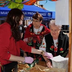 festiwal-folkor-proch-fot-ewajak033.jpg