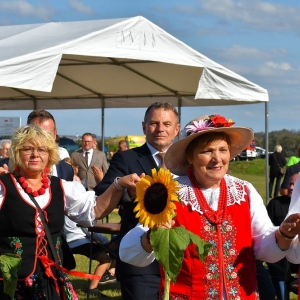 dozynki-mecinka-fot-ewajak302.jpg