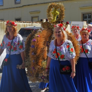 dozynki-legpol-fot-ewajak031.jpg