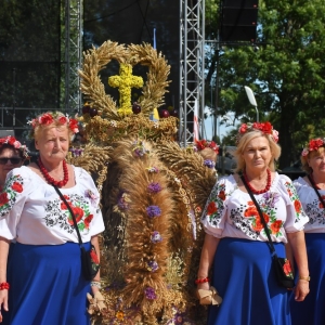 dozynki-legpol-fot-ewajak127.jpg