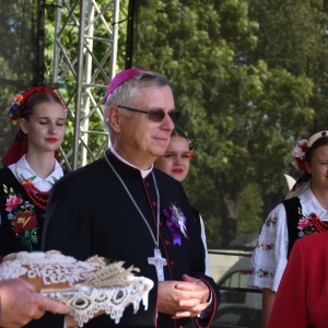 dozynki-legpol-fot-ewajak184.jpg
