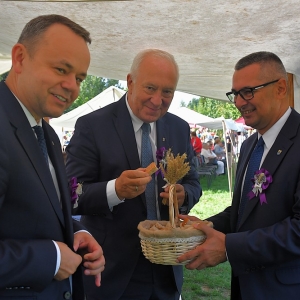 dozynki-legpol-fot-ewajak232.jpg