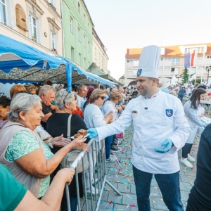 rekord-piernika-fot-UM -jawor114.jpg